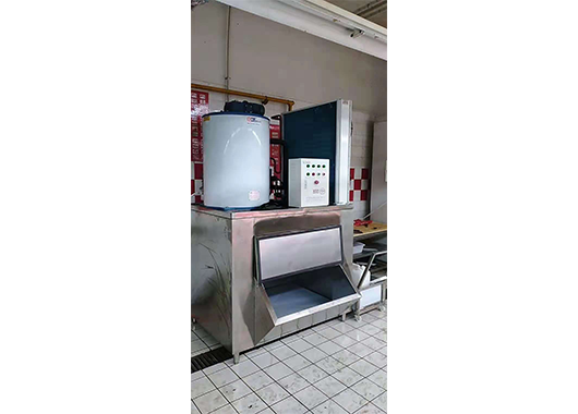 福建某超市1.5吨片冰机案例